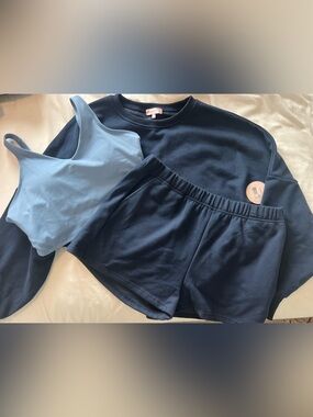 Posie Active 3pc Navy/Blue Outfit Set Shorts Sports Bra Long Sleeve Sweatshirt L